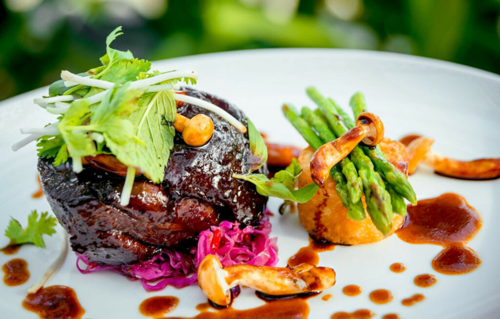 One Pan Asparagus Potatoes and Steak Recipe