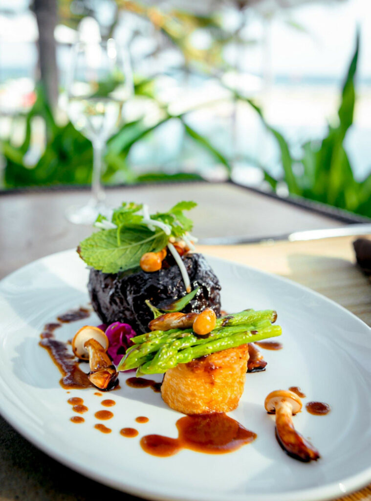 One Pan Asparagus Potatoes and Steak Recipe